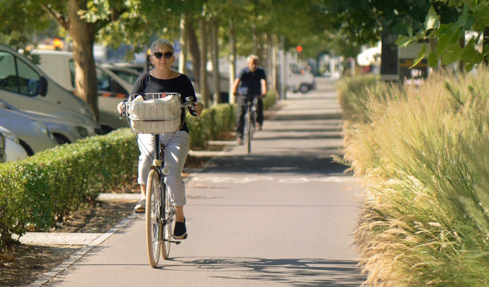 Balade à vélo pour séniors sur Annecy